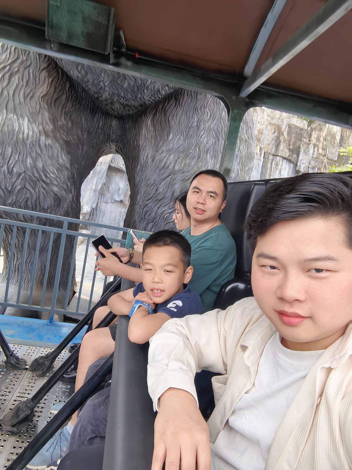 2025.5月集團(tuán)運(yùn)營(yíng)部“樂(lè)和樂(lè)都游園活動(dòng)”